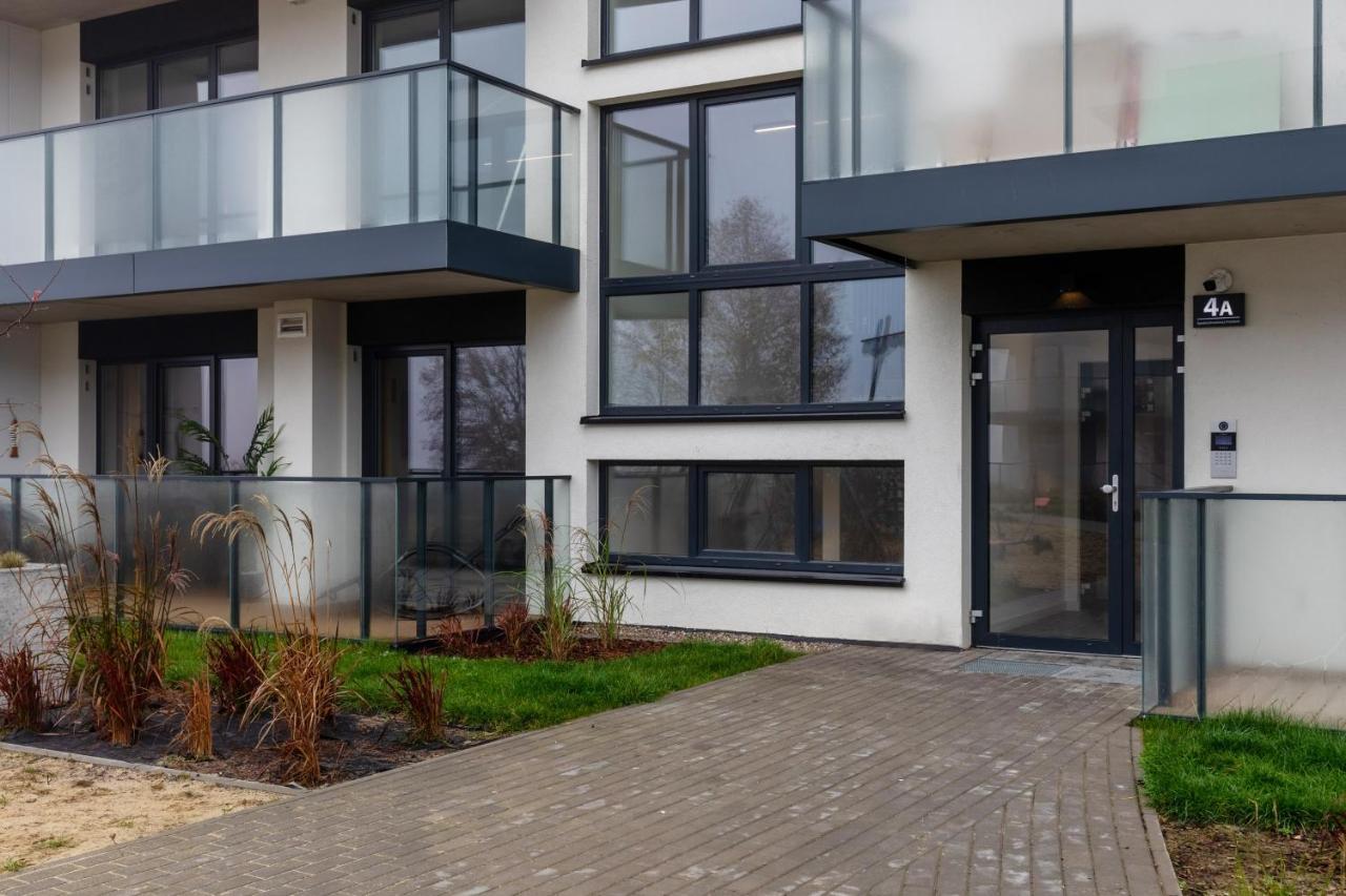 Wellness Resort Apartments Dziwnow Riverfront By Noclegi Renters Kültér fotó