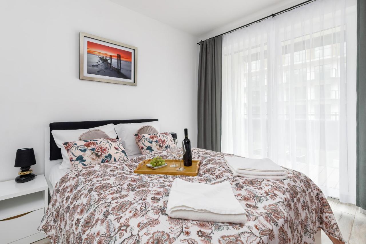 Wellness Resort Apartments Dziwnow Riverfront By Noclegi Renters Kültér fotó