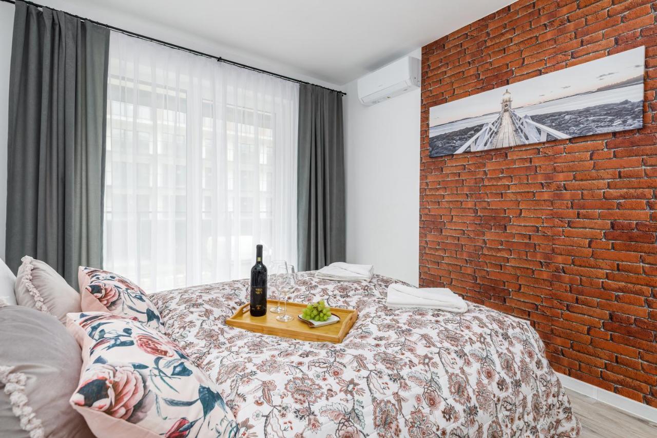 Wellness Resort Apartments Dziwnow Riverfront By Noclegi Renters Kültér fotó