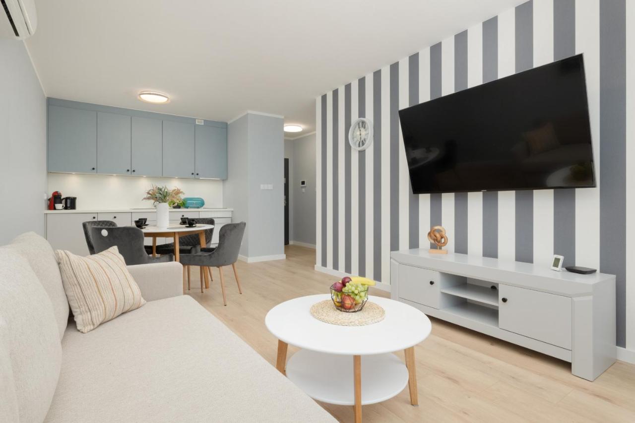 Wellness Resort Apartments Dziwnow Riverfront By Noclegi Renters Kültér fotó