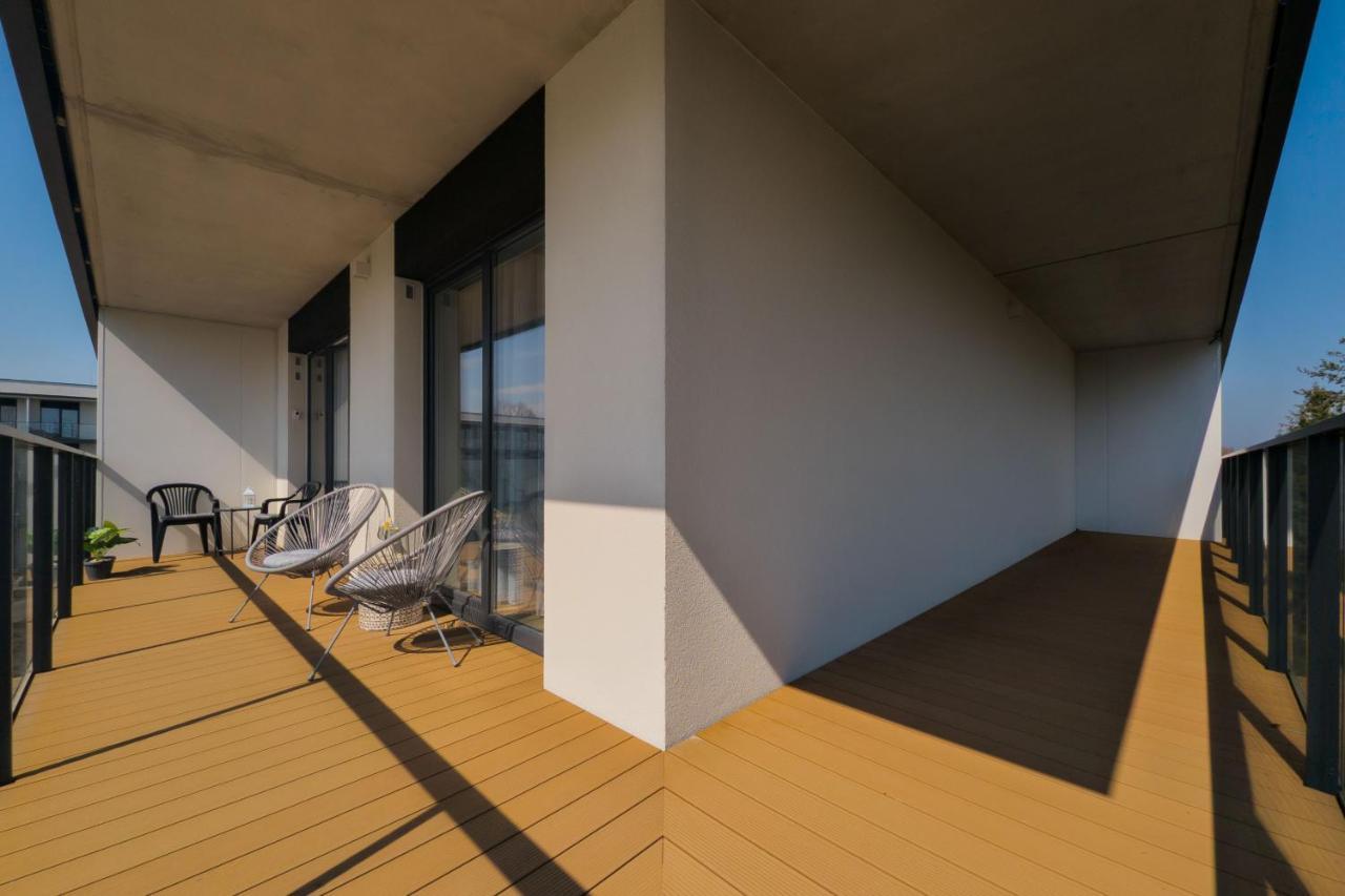 Wellness Resort Apartments Dziwnow Riverfront By Noclegi Renters Kültér fotó