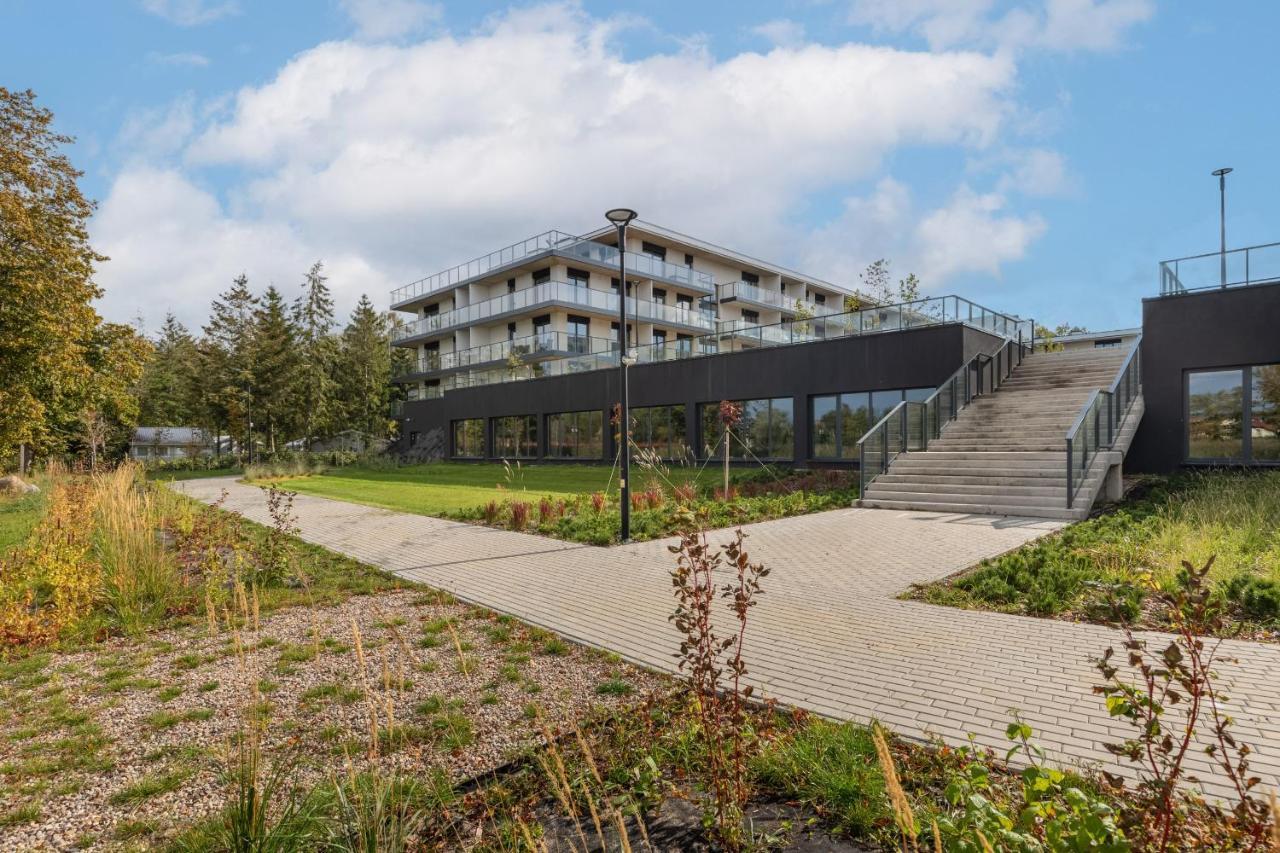 Wellness Resort Apartments Dziwnow Riverfront By Noclegi Renters Kültér fotó