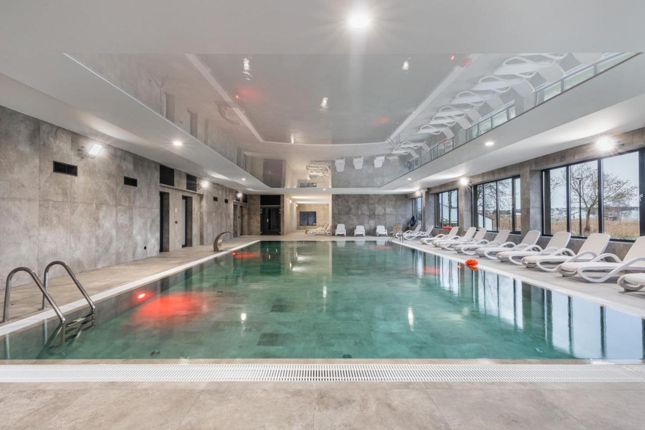 Wellness Resort Apartments Dziwnow Riverfront By Noclegi Renters Kültér fotó