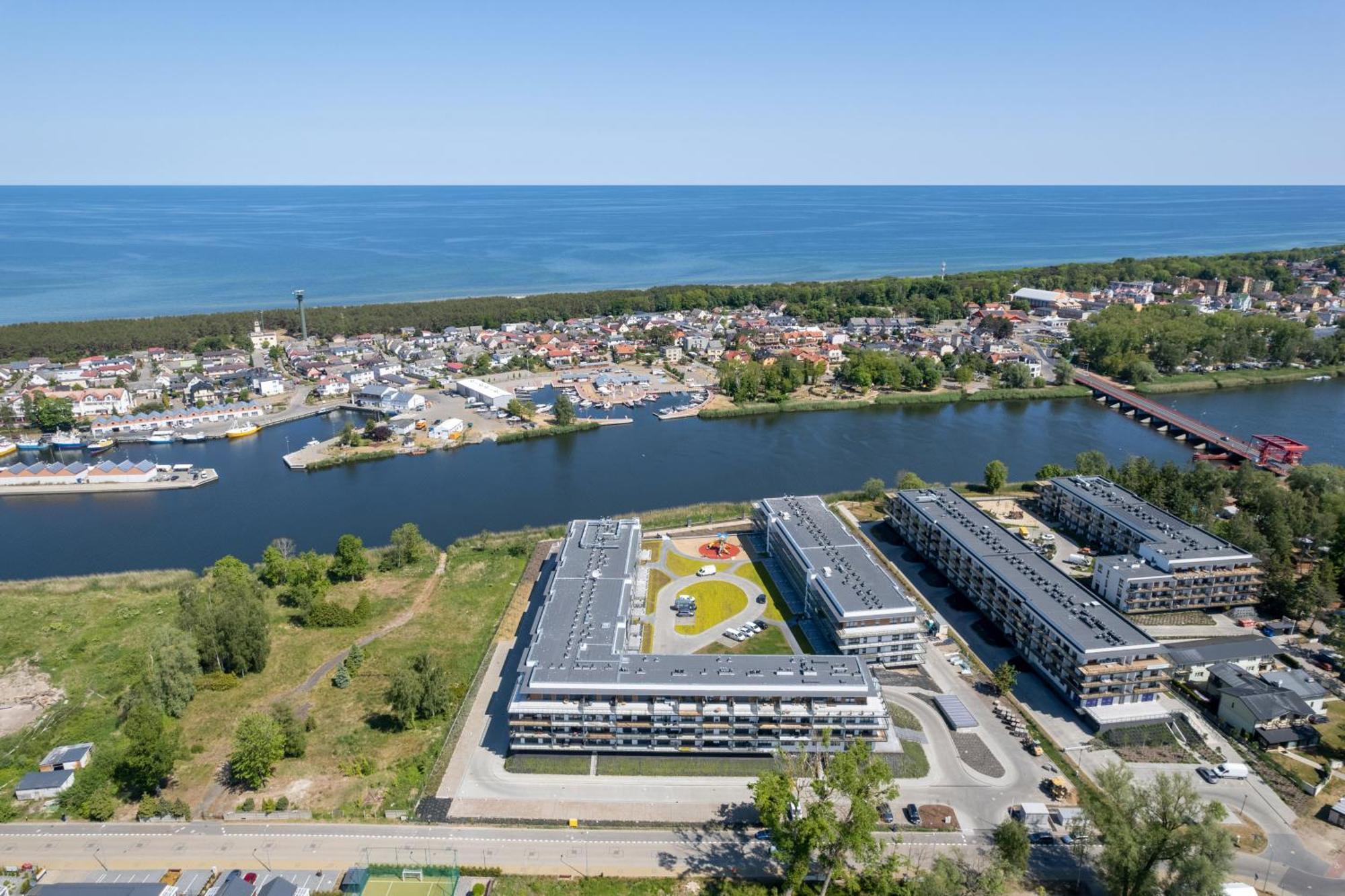 Wellness Resort Apartments Dziwnow Riverfront By Noclegi Renters Kültér fotó