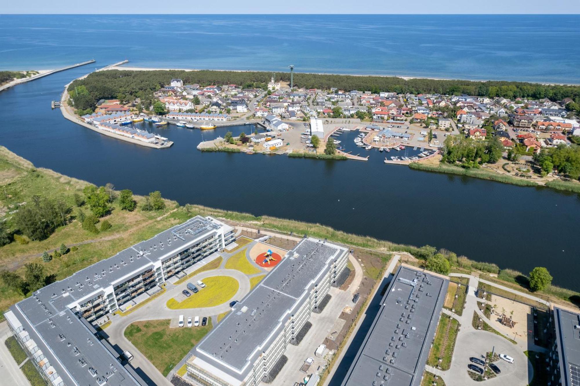 Wellness Resort Apartments Dziwnow Riverfront By Noclegi Renters Kültér fotó
